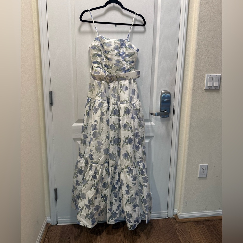 Elliatt Cleo A-line Gown in White & Blue Floral Size S NWT - Picture 6 of 9